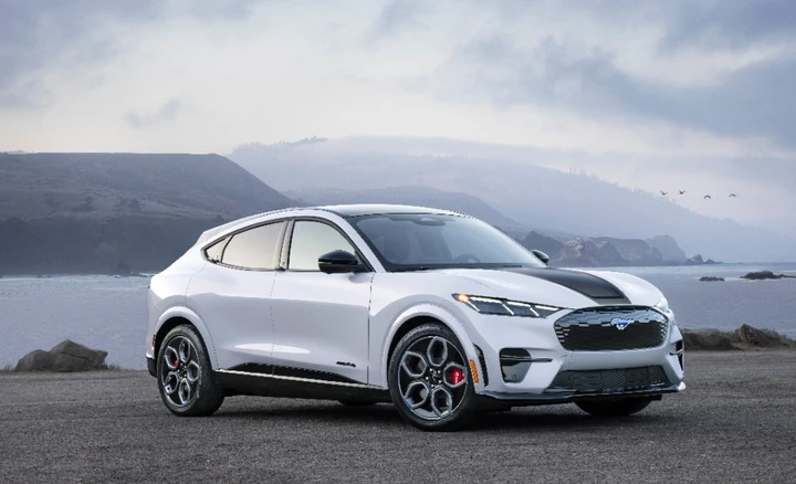 Mach-E GT California Special, ispirata alla tradizione Mustang