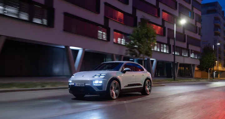 Porsche: la potenza dell'intelligenza artificiale per migliorare le batterie delle auto elettriche