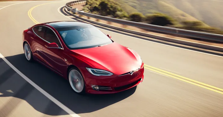 Tesla, in Germania esclusa dagli incentivi statali: &quot;elettrica sì, ma di lusso&quot;