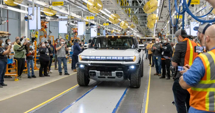 Hummer elettrico, partono le consegne del nuovo pickup