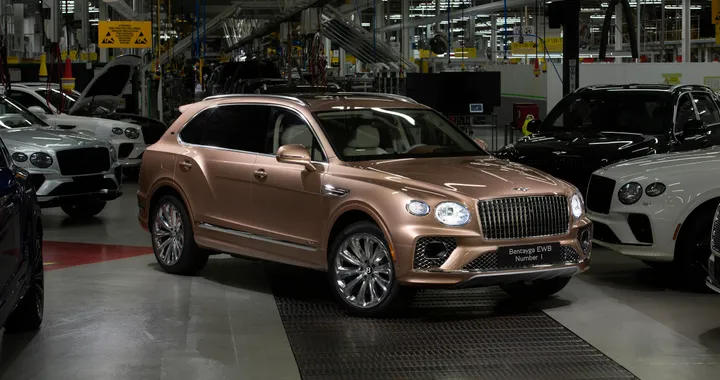 Bentley Bentayga, parte la produzione della versione a passo lungo
