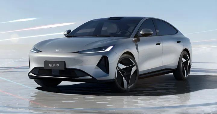 Chery Fulwin E05: presentata a Chengdu la nuova fastback