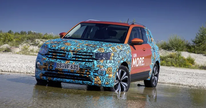 Volkswagen T-Cross: dotazioni e motori del SUV compatto