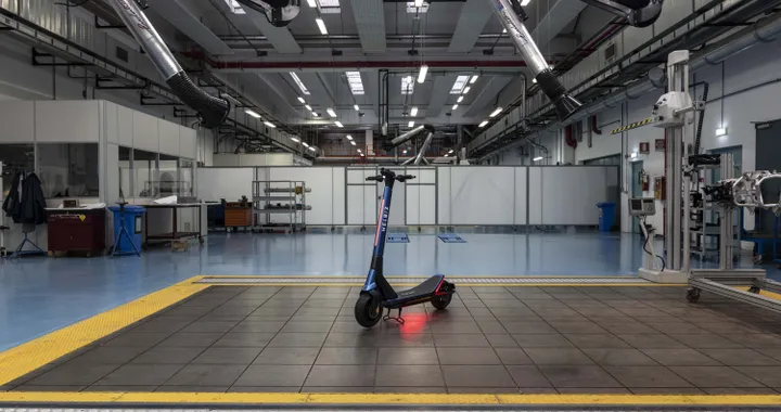 Helbiz ONE-S, il primo monopattino elettrico per lo sharing Made in Italy