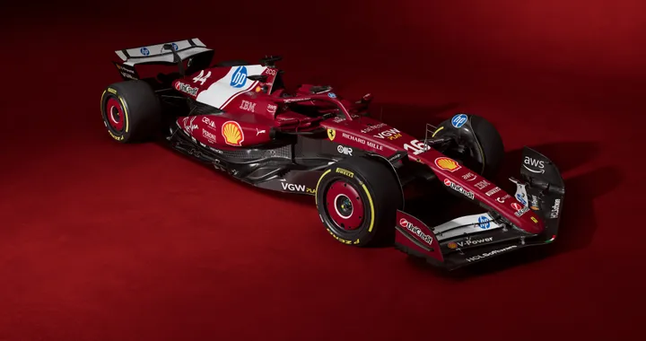 Questa è la nuova Ferrari SF-25 di Hamilton e Leclerc. Obiettivo il Mondiale di F1