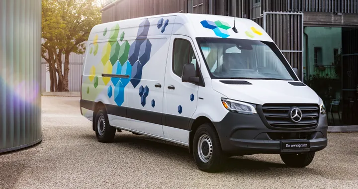 Mercedes porta al debutto il nuovo eSprinter
