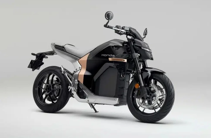 Honda WN7 è arrivata, la prima elettrica è già nei concessionari