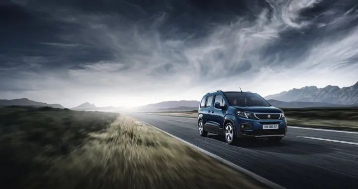 Peugeot Rifter: il primo multispazio con l'i-Cockpit