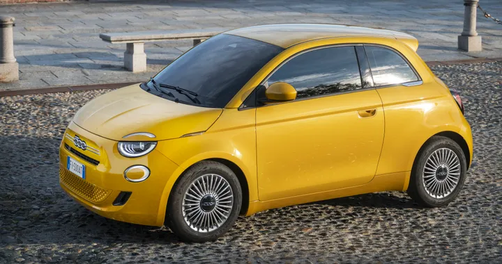 Nuova FIAT 500 ibrida, il motore non cambia ma con 65 CV è meno potente della Panda