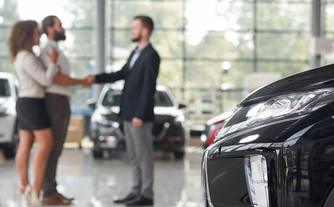 Il concessionario resta decisivo nel processo d'acquisto di un’auto