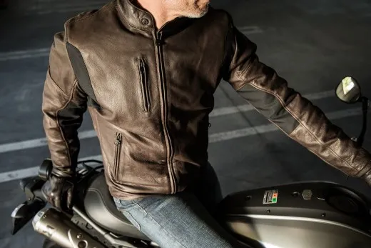 Spidi Thunderbird: giacca e guanti moto dal look classico