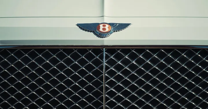 Bentley: una coupè 4 porte elettrica all'orizzonte
