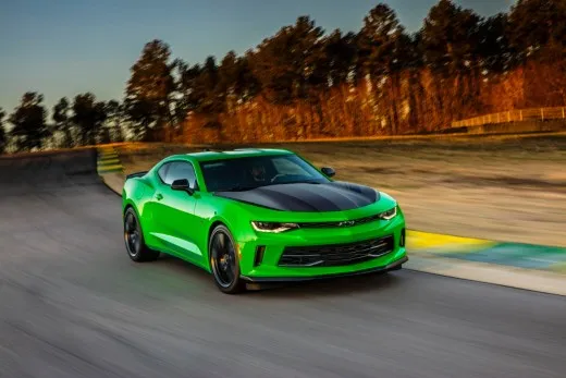 Chevrolet Camaro, pistaiola con il pacchetto 1LE