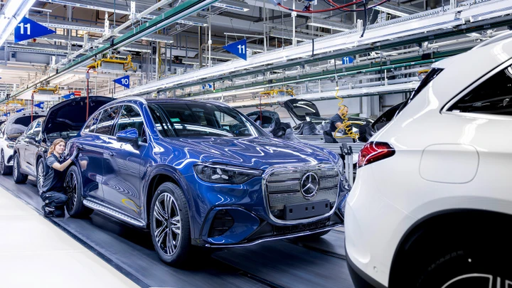 A Brema inizia un'altra storia, quella della nuova Mercedes-Benz GLC elettrica