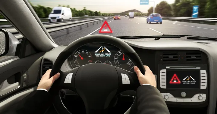 Bosch: il sistema di avviso per la guida contromano arriva in Italia