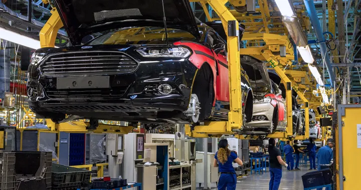 Ford, auto elettriche: la fabbrica di Colonia potrebbe realizzarle dal 2023