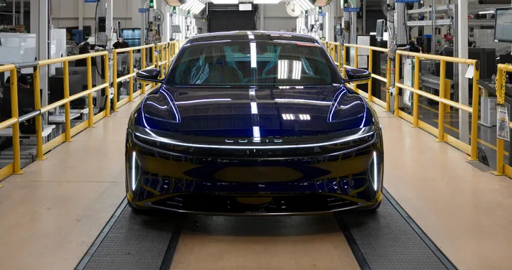 Lucid Air Sapphire, la berlina elettrica da 1.200 CV è quasi pronta