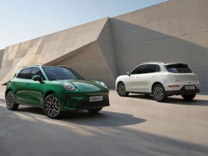 GMW ORA 5, il SUV cinese sbarca in Italia con prezzi a partire da 26.950 euro