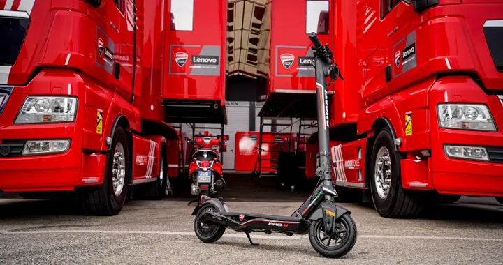 Ducati PRO-III, nuovo monopattino elettrico con tecnologia NFC