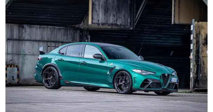Alfa Romeo Giulia: tre trionfi negli Sport Auto Award 2021