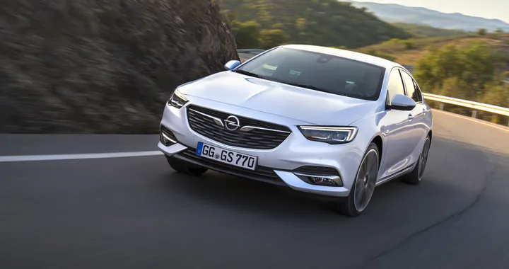 Opel Insignia, debutta il 1.6 turbo benzina da 200 CV Euro 6D TEMP