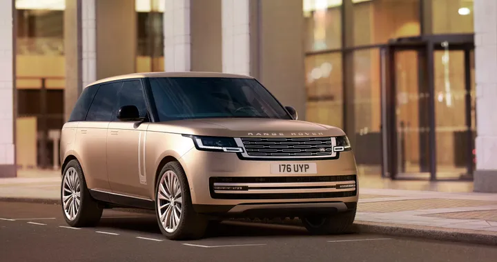 Range Rover, arriva la quinta generazione. Dal 2024 sarà anche elettrica