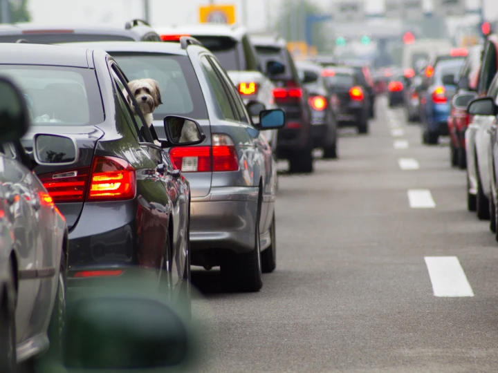 L’auto è il mezzo di trasporto più usato in Italia, soprattutto nei piccoli comuni