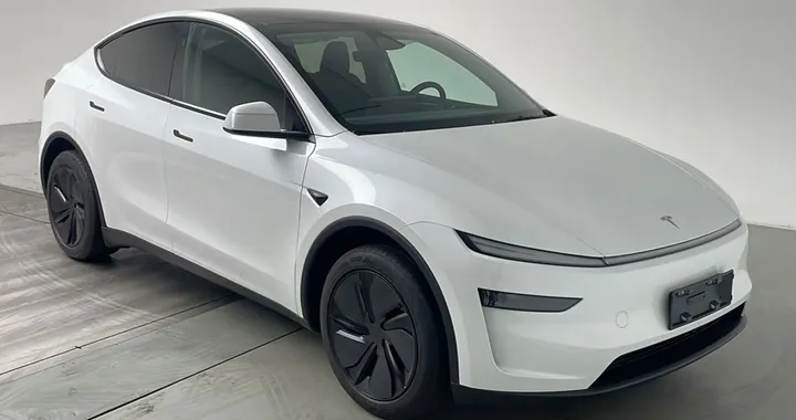 Tesla Model Y Juniper, dalla Cina emergono nuove informazioni sul restyling