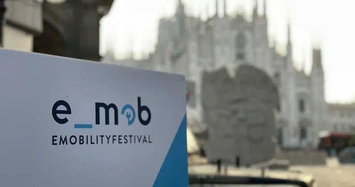 Milano: al via la settima edizione di E_MOB, la Conferenza sulla mobilità elettrica