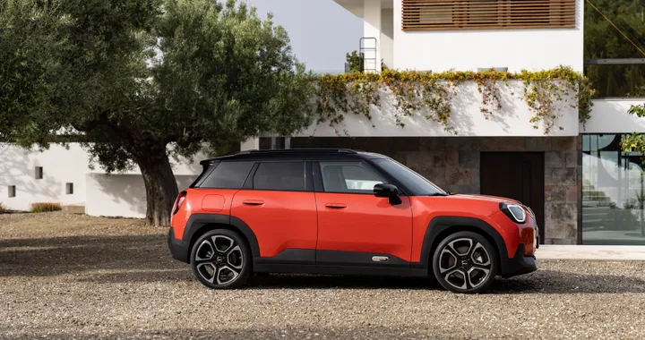 Nuova MINI Aceman, ecco quanto costa in Italia