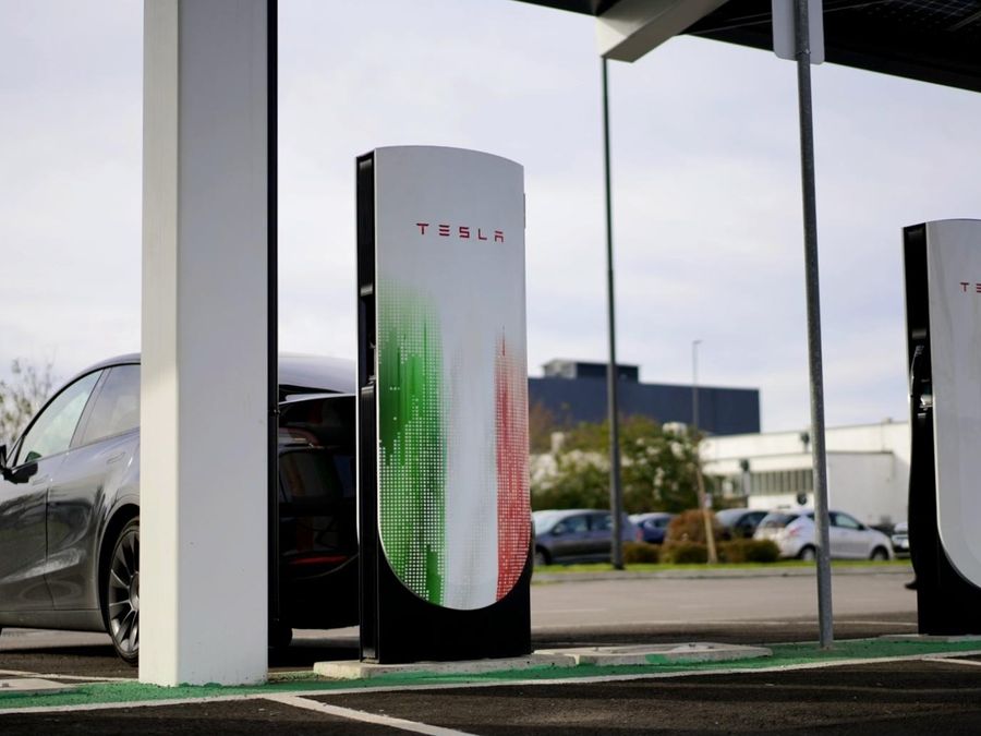 Tesla, in Italia ci sono più di 1.000 Supercharger