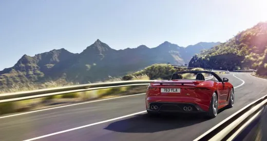Jaguar F-Type 2018, aggiornamento dentro e fuori per la sportiva inglese