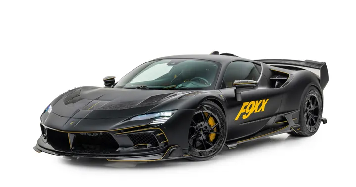La Ferrari SF90 Stradale diventa ancora più estrema grazie a MANSORY