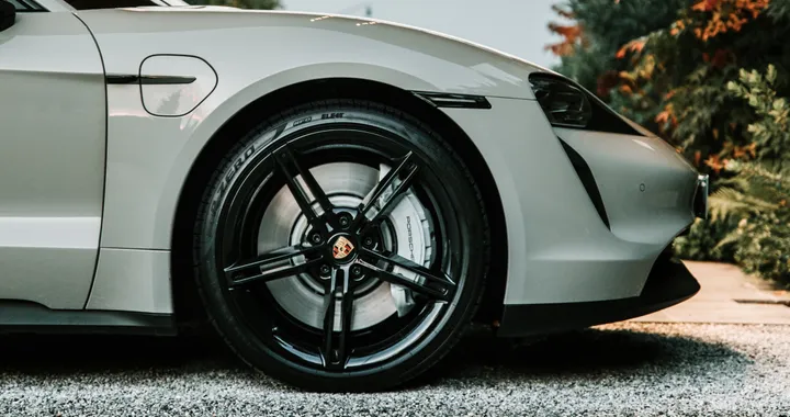 Pneumatici Pirelli Elect: più autonomia e meno rumore per le auto elettriche