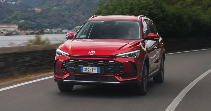 MG festeggia i 4 anni in Italia con un nuovo record di vendite a febbraio