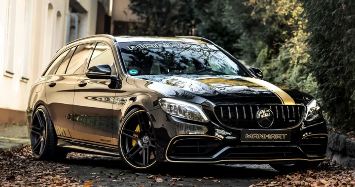 Manhart CR 700 Wagon: ecco il tributo al V8 prima dell'ibrido Plug-in