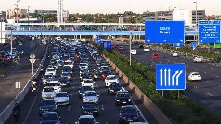 Anteprima: Moto in corsia d’emergenza, la svolta in Spagna ma ci sono nuove regole