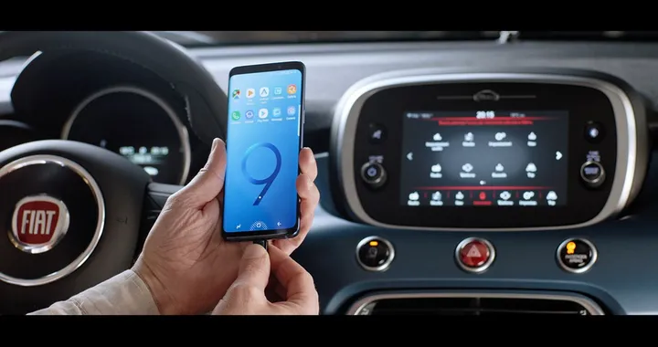 Fiat: un Samsung Galaxy S9 in omaggio a chi acquista 500, 500X o 500L