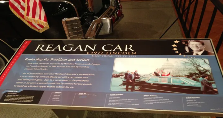 ...E un viaggio al Museo dell'auto Henry Ford a Detroit?