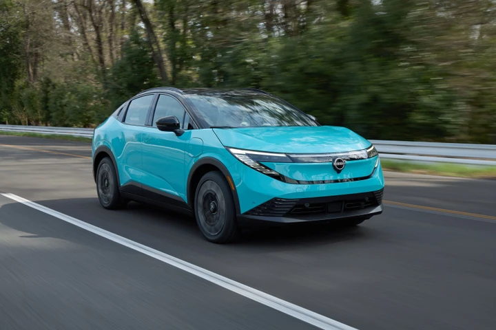 Nuova Nissan Leaf, la terza generazione si presenta: 604 km di autonomia e ricarica bidirezionale