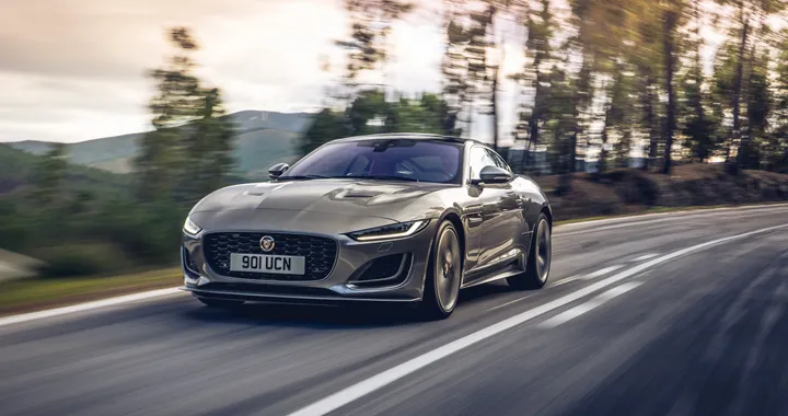 Jaguar F-TYPE, l'app Spotify porta la migliore musica a bordo dell'auto