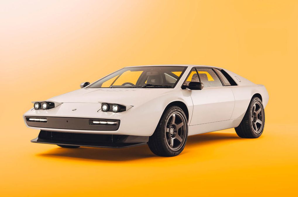 La Lotus Esprit rinasce con un motore V8 biturbo da 400 CV a 500 mila euro