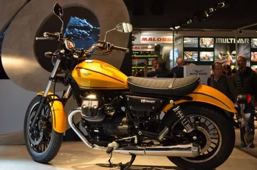 Moto Guzzi V9 debutta a EICMA 2015