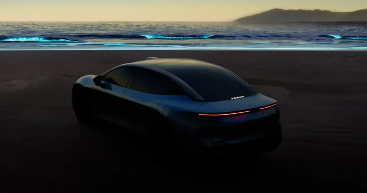 Zeekr 007, prime immagini della berlina elettrica. Arriverà in Europa?