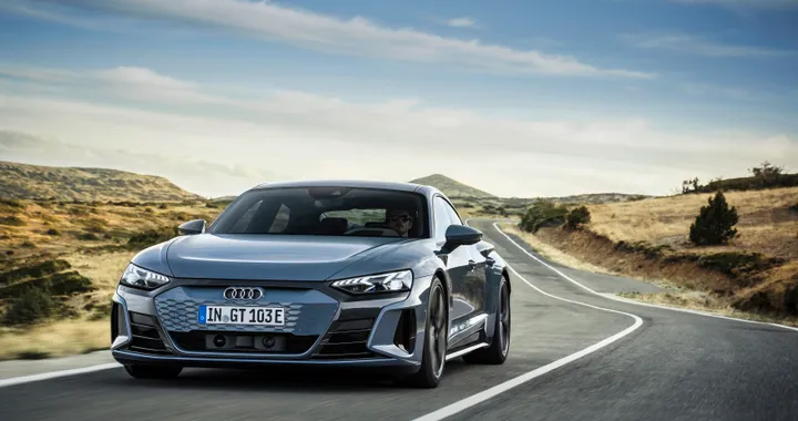 Audi e-tron GT, aperti gli ordini in Italia: arriva a maggio