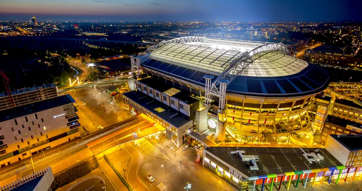 Nissan e la mobilità elettrica allo stadio di Amsterdam
