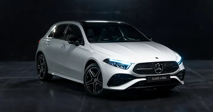 Mercedes A 250 e Vibes, nuova edizione speciale ispirata alla PlayStation 5