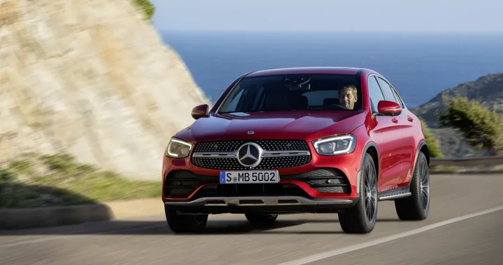 Mercedes GLC Coupé 2019: restyling tecnologico con MBUX e mild-hybrid
