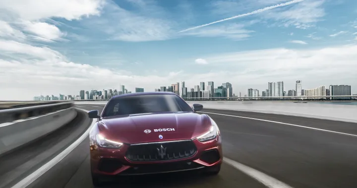Bosch Highway Assist: guida semi-autonoma su Maserati nel 2018