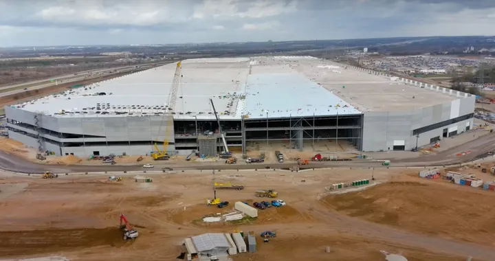 Tesla, 10 miliardi di dollari per la Gigafactory del Texas